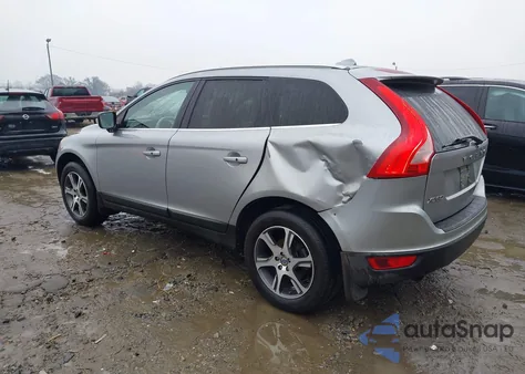 2012 Volvo Xc60 T6/T6 Platinum/T6 Premier Plus/T6 R-Design/T6 R-Design Platinum/T6 R-Design Premier Plus z USA, uszkodzony, nr VIN YV4902DZ3C2301556